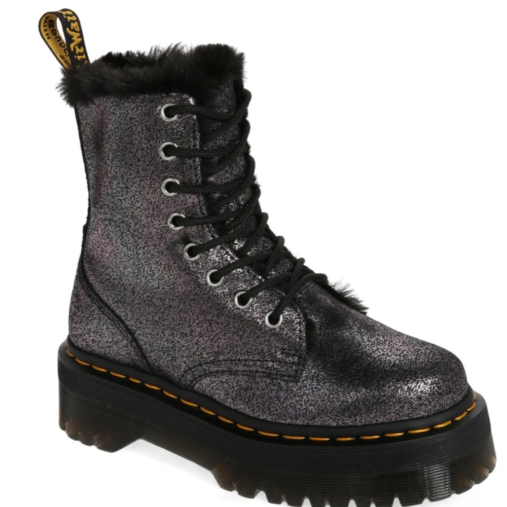 NIB $210 DR. MARTENS JADON BOOT FAUX FUR-LINED LEATHER  BOOT - 7 US / 5 UK!
